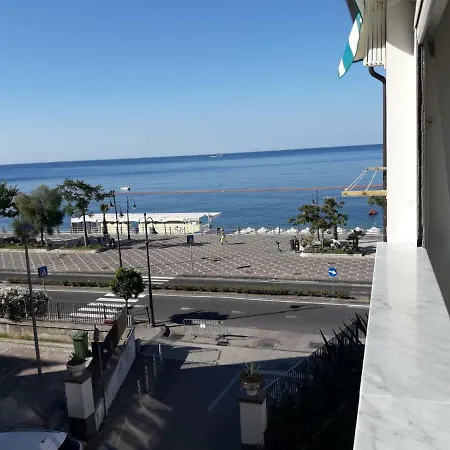 By Marcel בית נופש